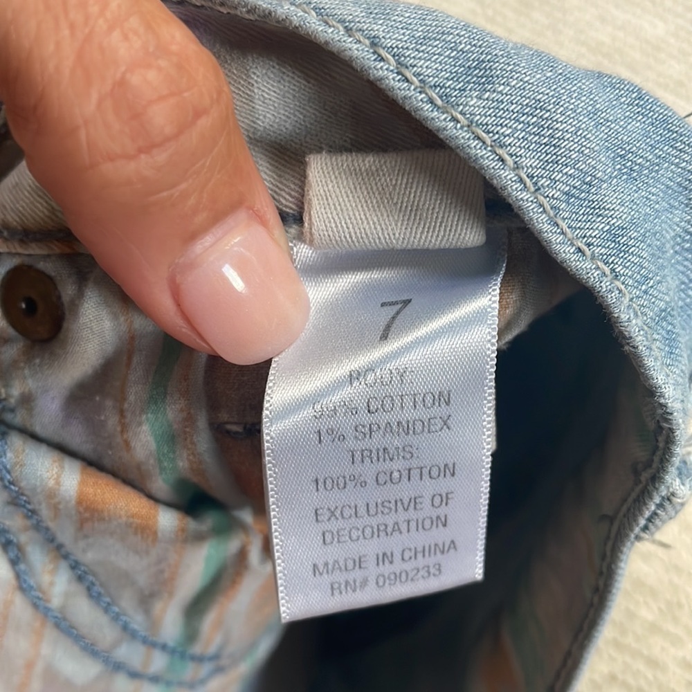 🌿Roxy Junior denim jean shorts light blue, size 7🌿 - Picture 5 of 6